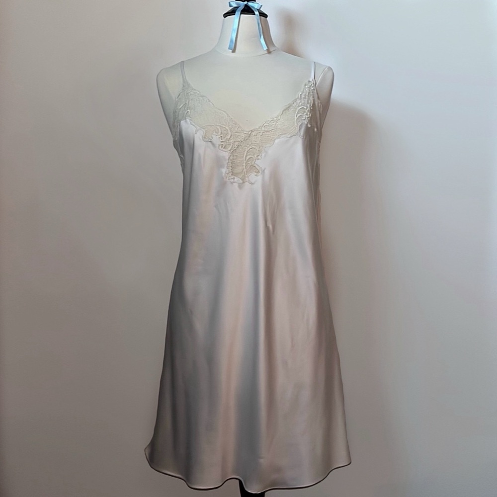 Super soft, white nightgown with gorgeous lace detailing